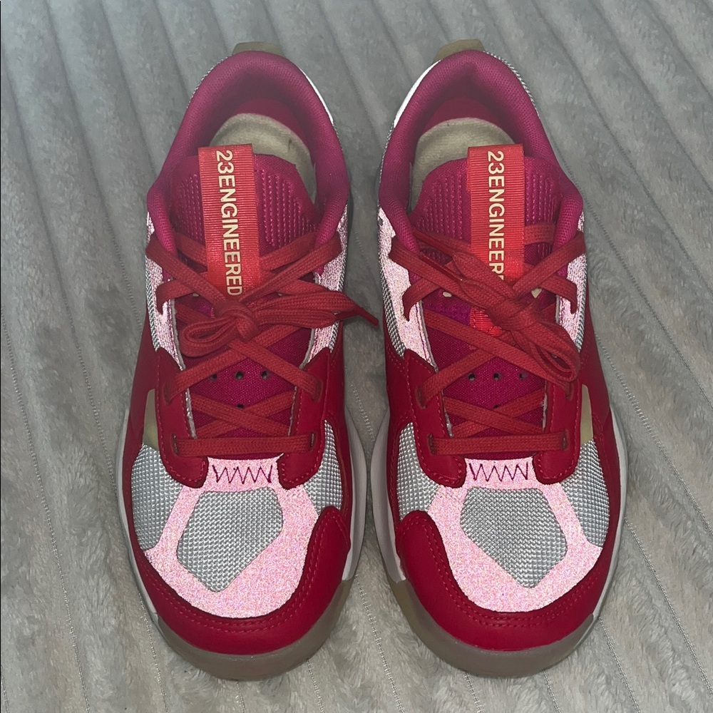 Women's Jordan Air 200E Siren Red/Pink Prime • Size 8 - Picture 4 of 17